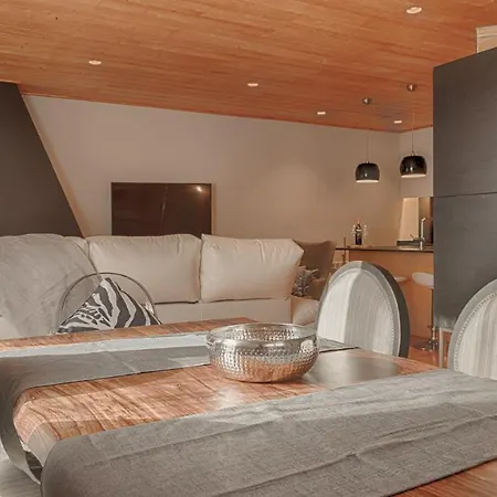 Saplan Real Estate Sarraera